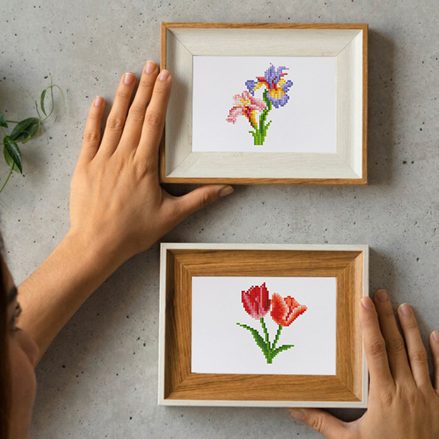 Frameless, mini diamond painting, flower creative mini diamond painting on the entrance flower house desktop, creative simple pattern diamond painting, 12 pcs, 5.9 X7 inches.