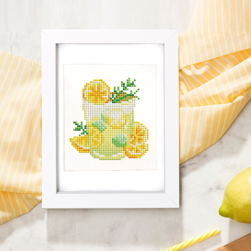 Frameless, mini diamond painting, creative mini diamond painting of drinks on the entrance flower house table, creative simple pattern diamond painting, 12pcs, 5.9 X7 inches.
