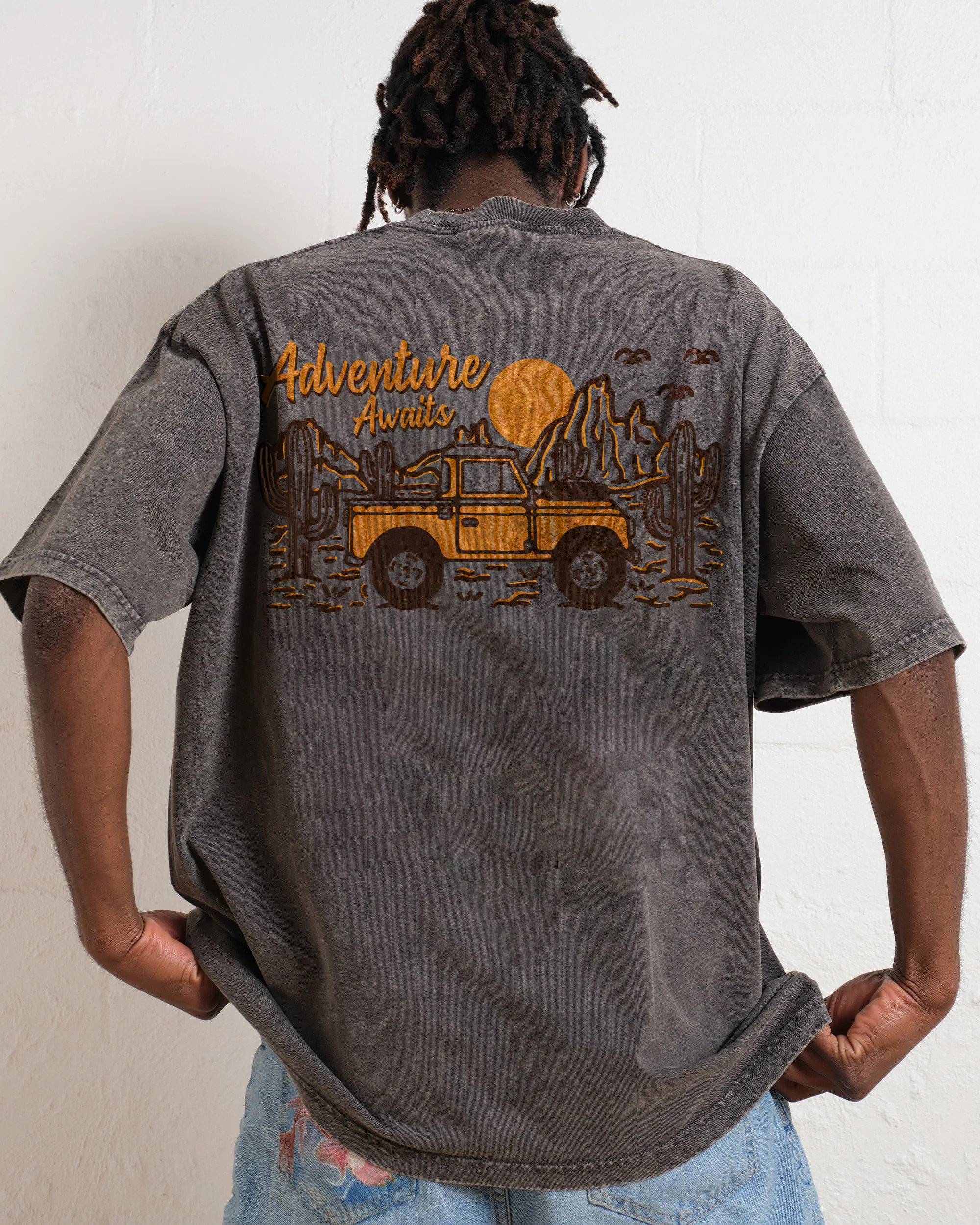 Washed T-Shirt | Adventure Awaits Journey Unisex Fit | TIDESENCE