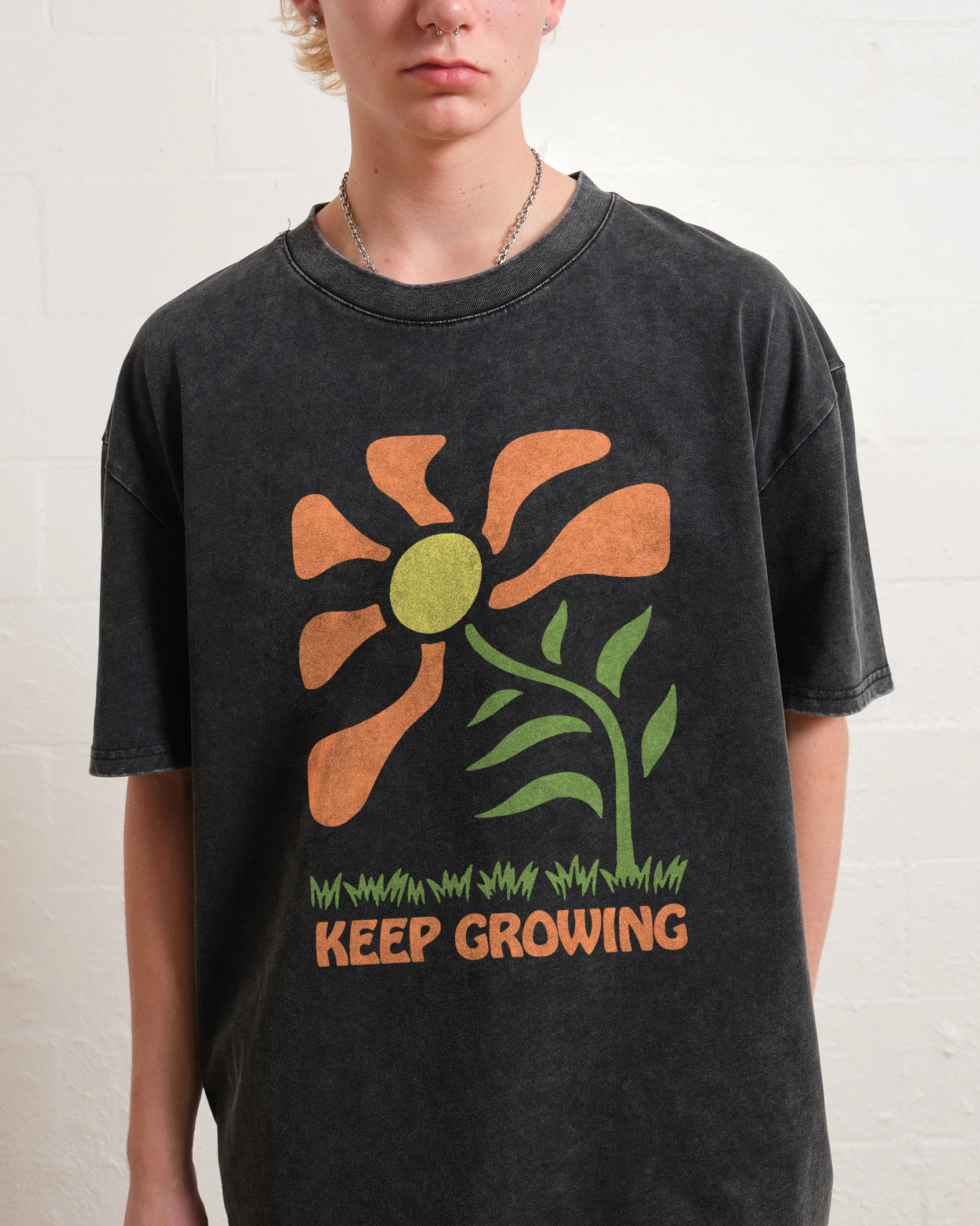 Washed T-Shirt | Sunflower Unisex Fit Keep Growing | TIDESENCE
