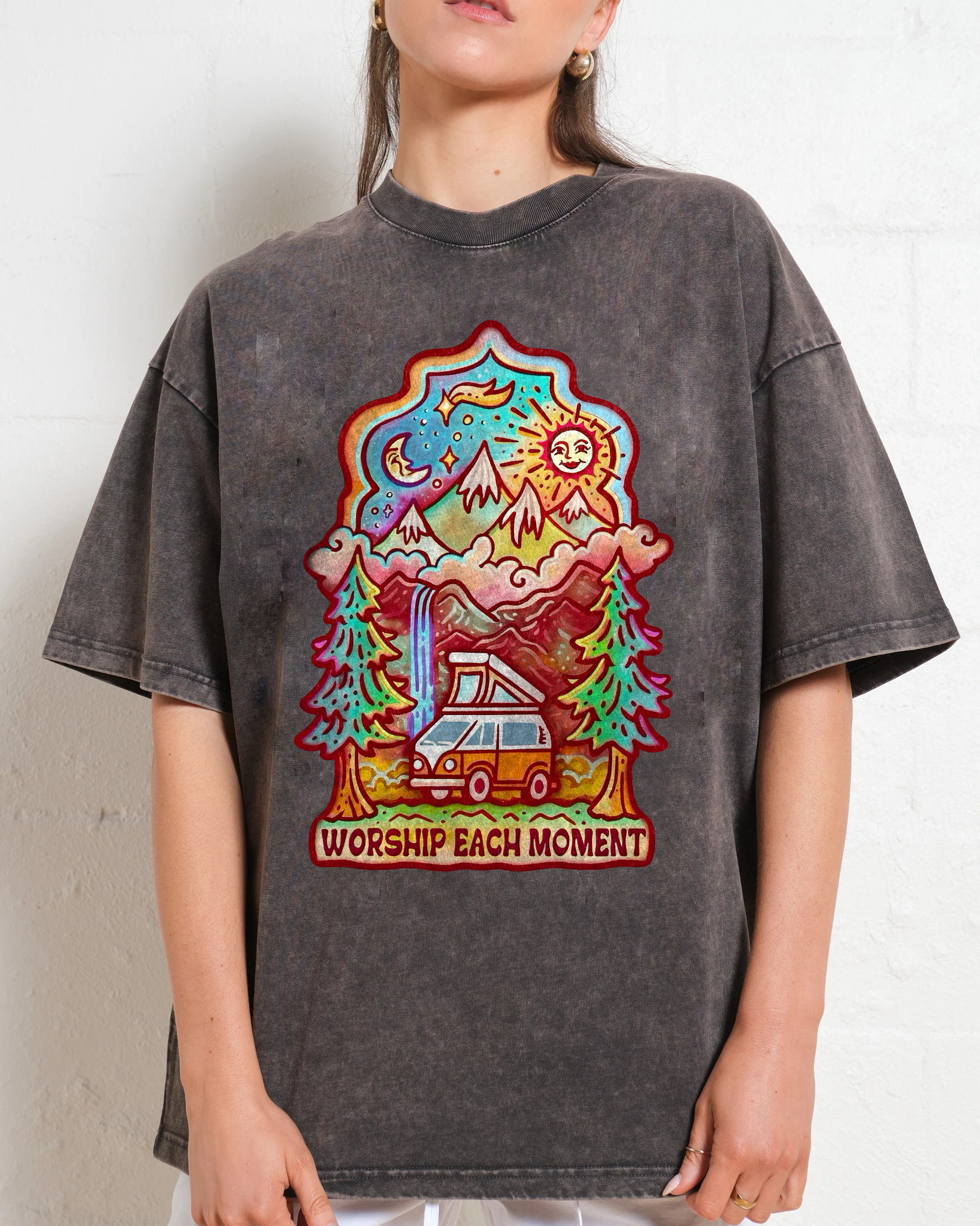 Washed T-Shirt | Unisex Fit Worship Each Moment Tee | TIDESENCE