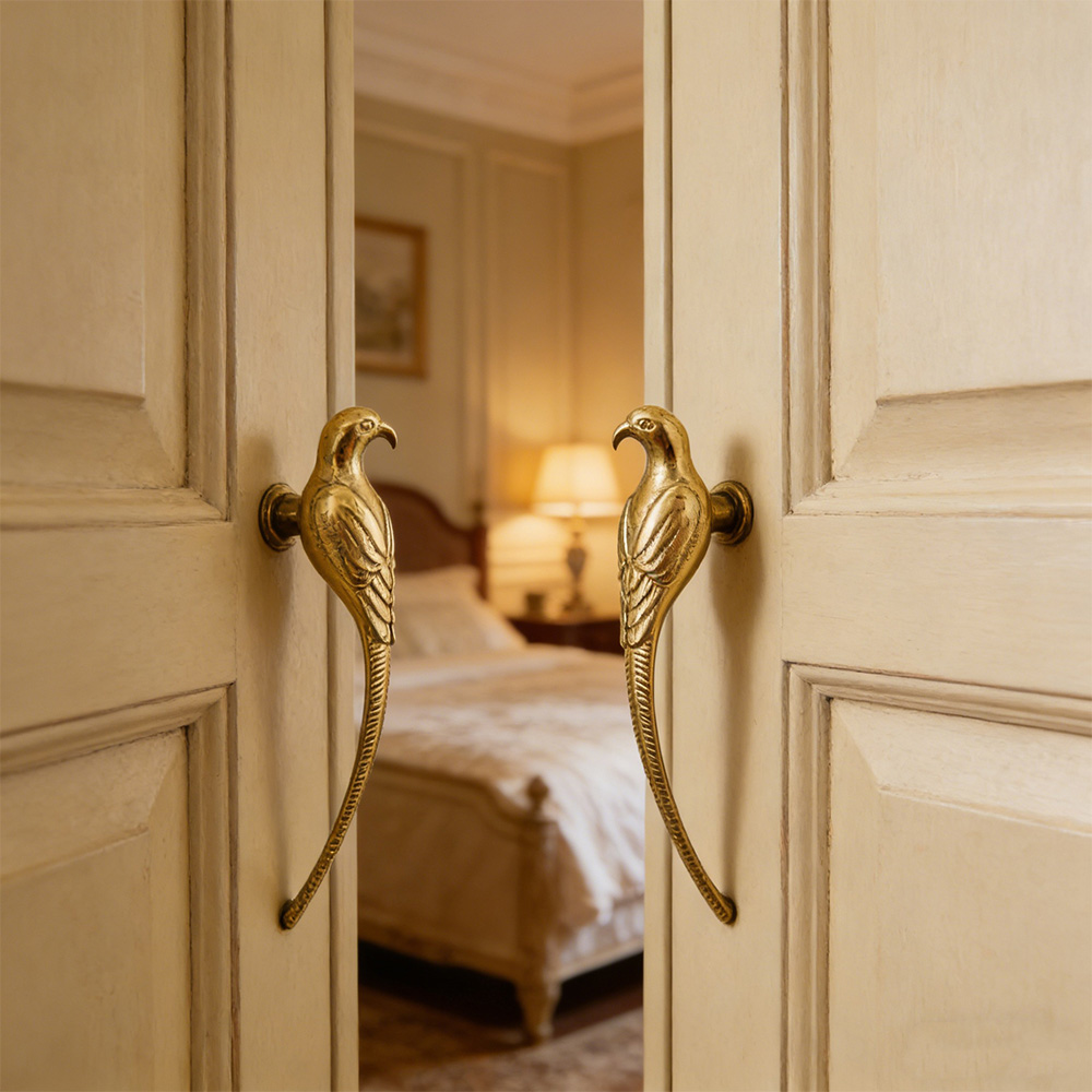 French Luxury Brushed Brass Bird Shape Cabinet Pulls