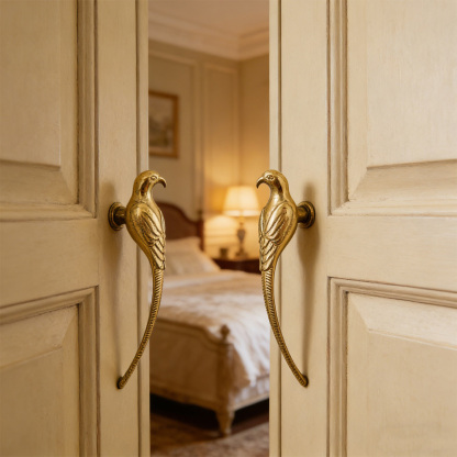French Luxury Brushed Brass Bird Shape Cabinet Pulls