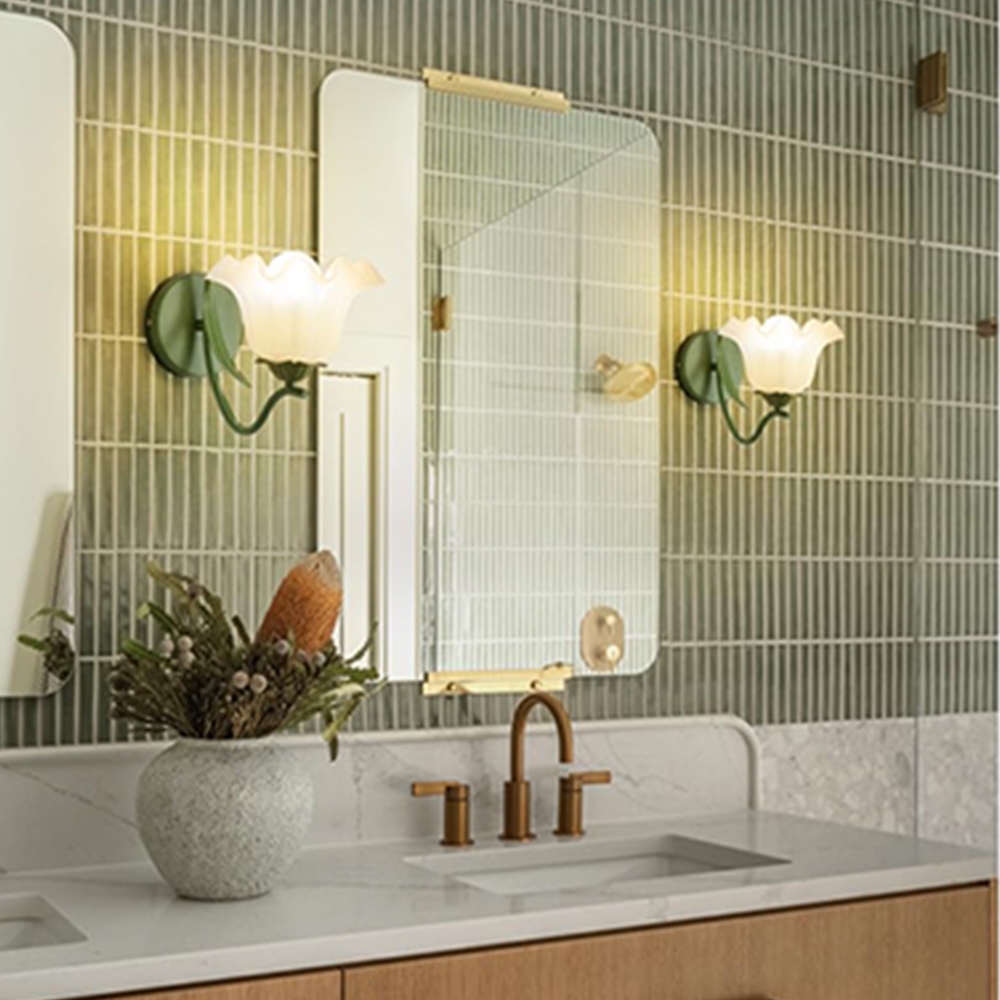 Valley Flower Wall Lamp