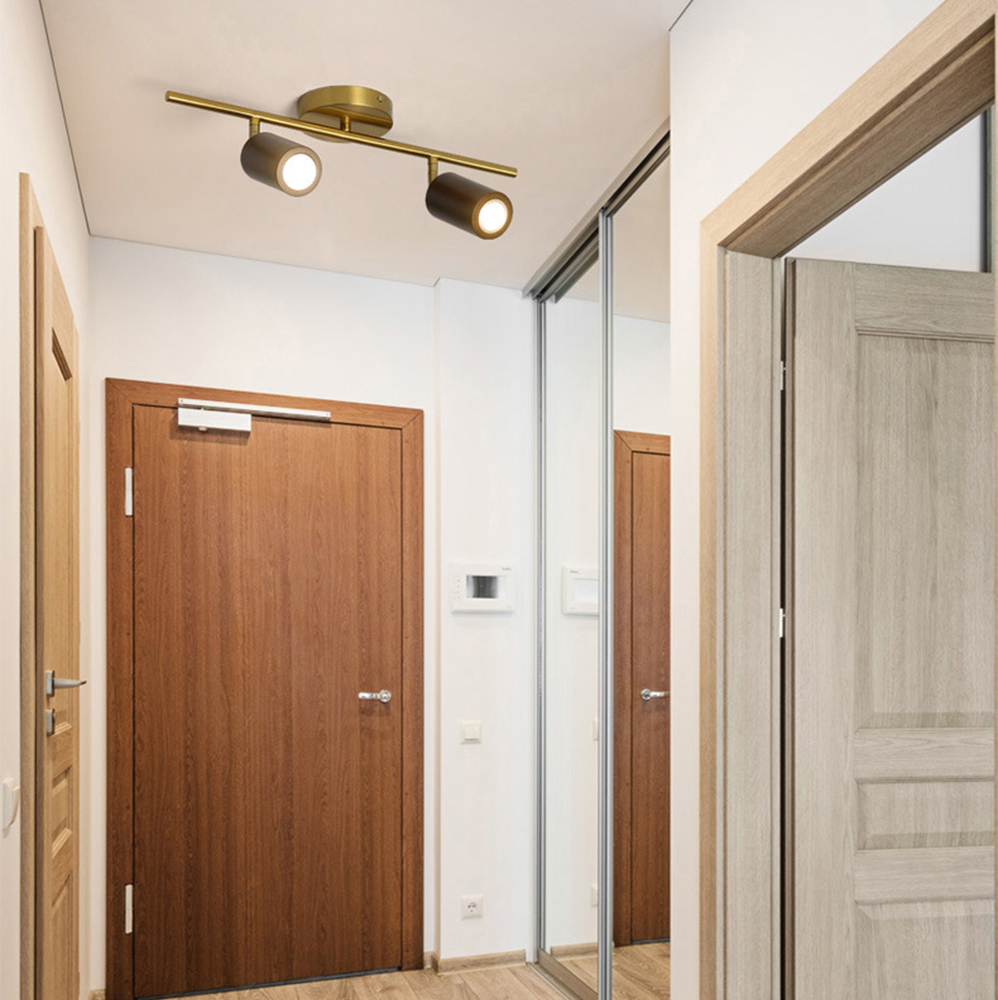  Nordic Minimalist Surface-Mounted Light Ceiling Spotlight 