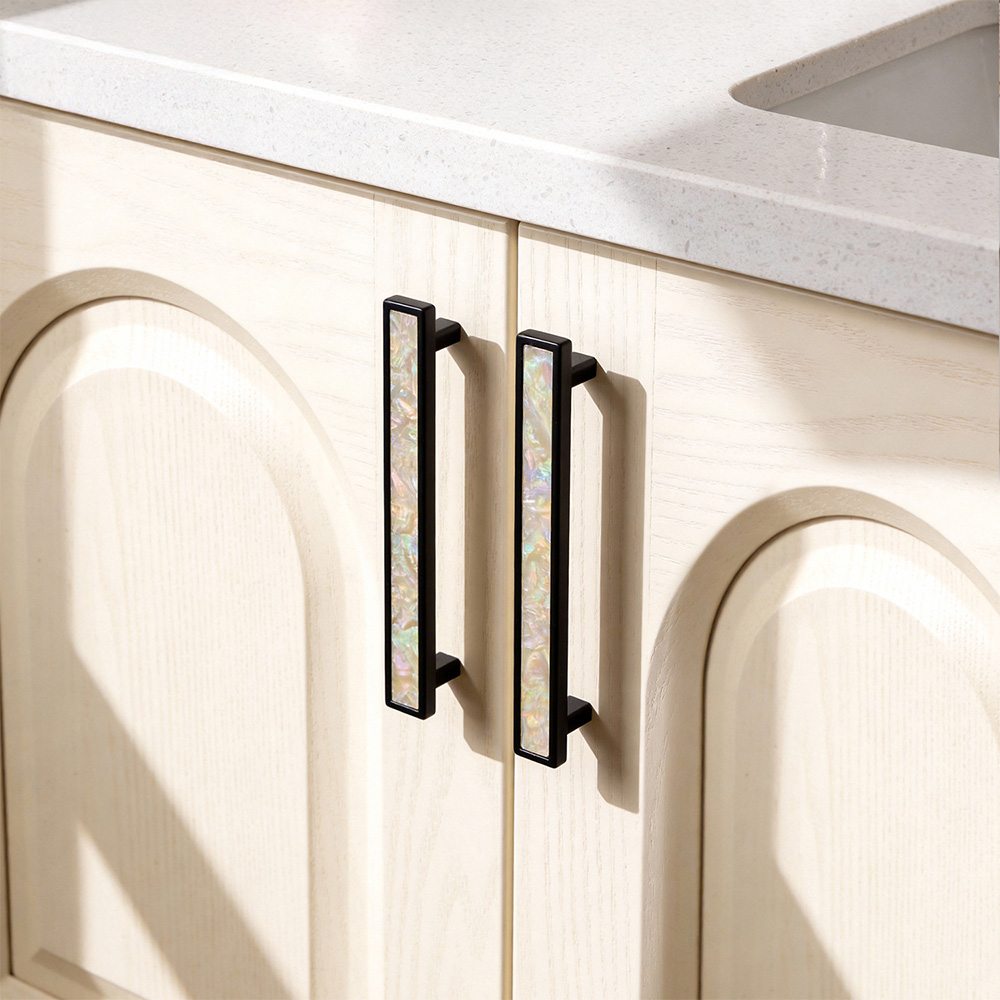 Luxury Natural Shell White Cabinet Pulls Brass Drawer Knobs