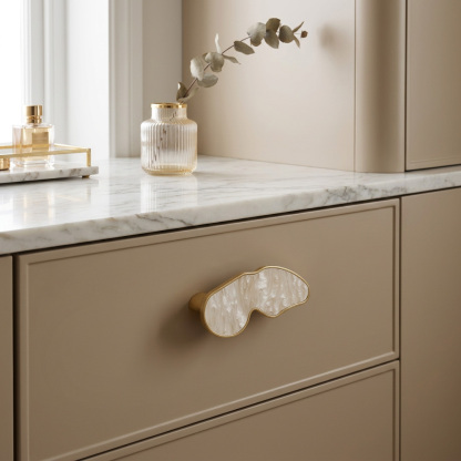 Nordic Shell Resin Butterfly Drawer Pull