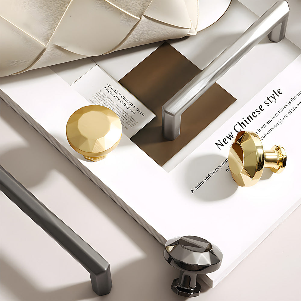 Minimalist Elegant Zinc Alloy Wardrobe Cabinet Drawer Pulls