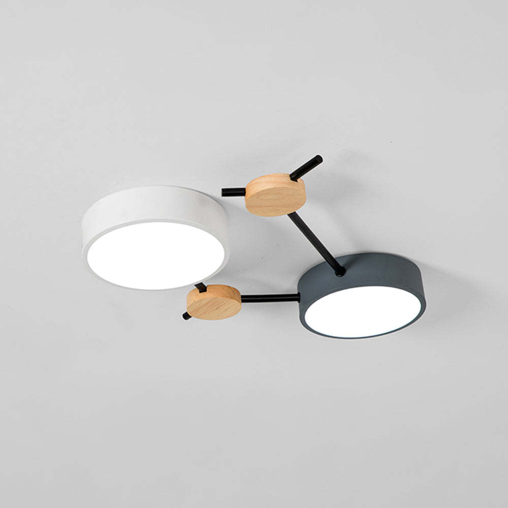 Modern Branch Multi-Head Iron LED Ceiling Light for Bedroom