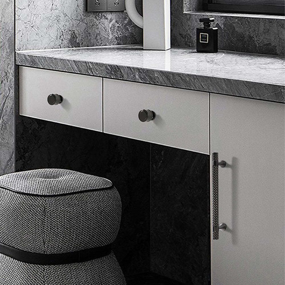 Shiny Modern Zinc Alloy Titanium Gold Black Door Handles