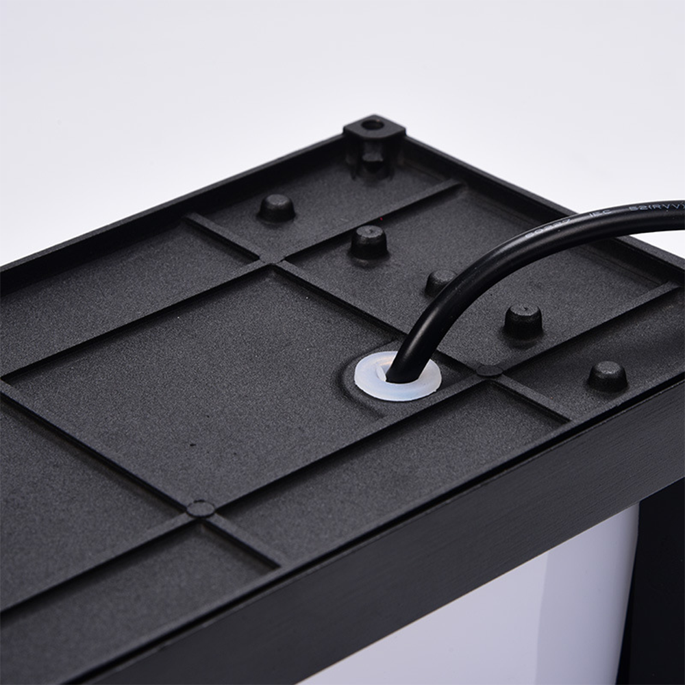 Simple Black & White Outdoor Wall Lamp -Homdiy