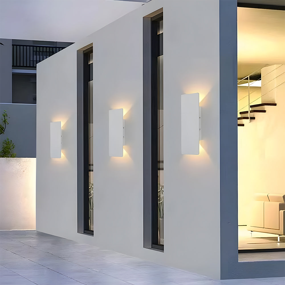Modern Black Aluminum IP65 LED Wall Light