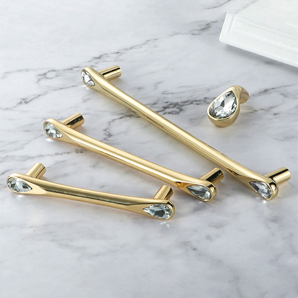 thumbnail image 2 of 25-Pack Small Crystal Dresser Drawer Knobs, Clear Acrylic & Gold-Tone Zinc Alloy Cabinet Pulls With Screws 2 of 4