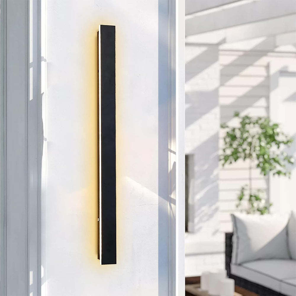 IP65 Modern Industrial Long Acrylic Black LED Outdoor Wall Lights