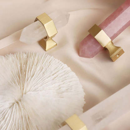  Luxury Natural Crystal Cabinet Handles And Wardrobe T Bar Knobs