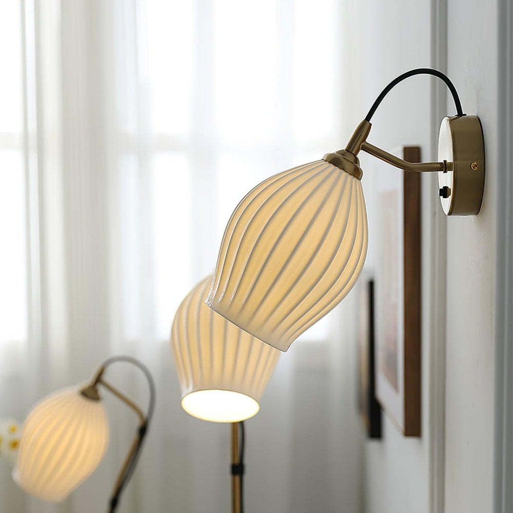 Modern Ceramic Ribbed Wall Light -Homdiy