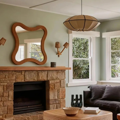 Classic UFO Ribbon Pendant Light For Kitchen Island