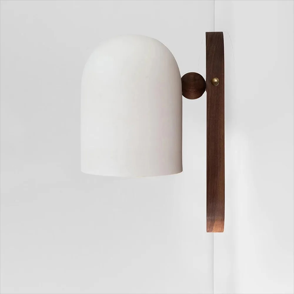 Creative Zen Style Metal Wall Sconce