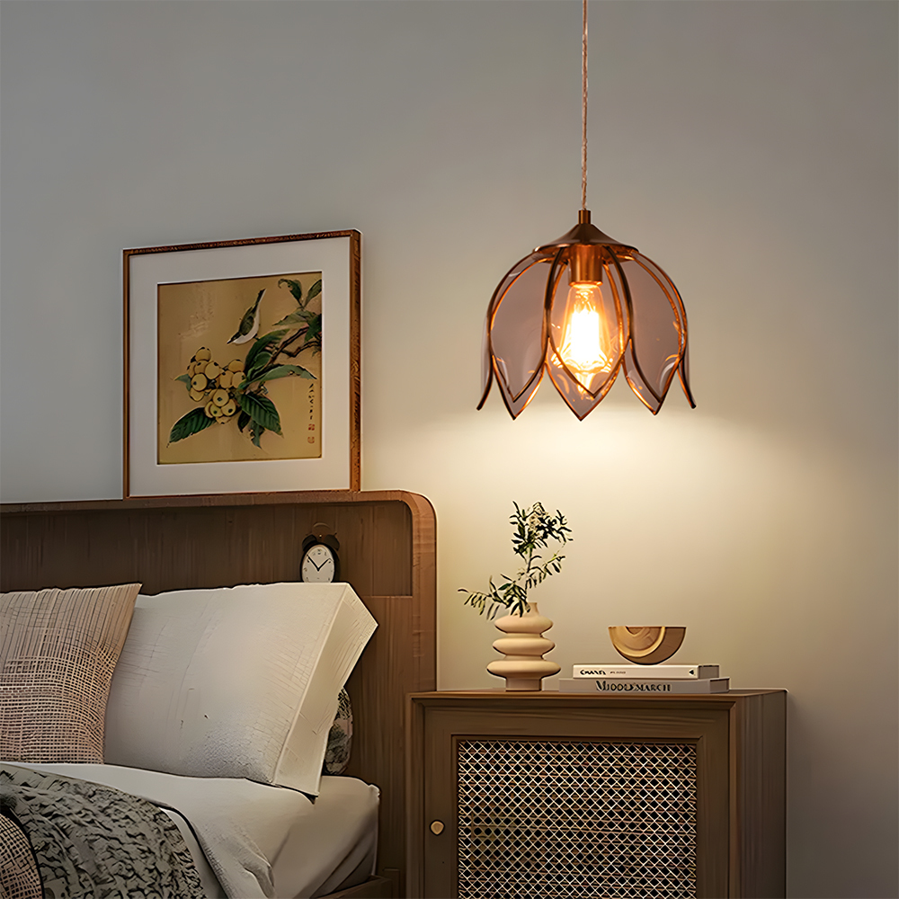 Retro Style Glass Pendant Light With Green or Gold Leaves