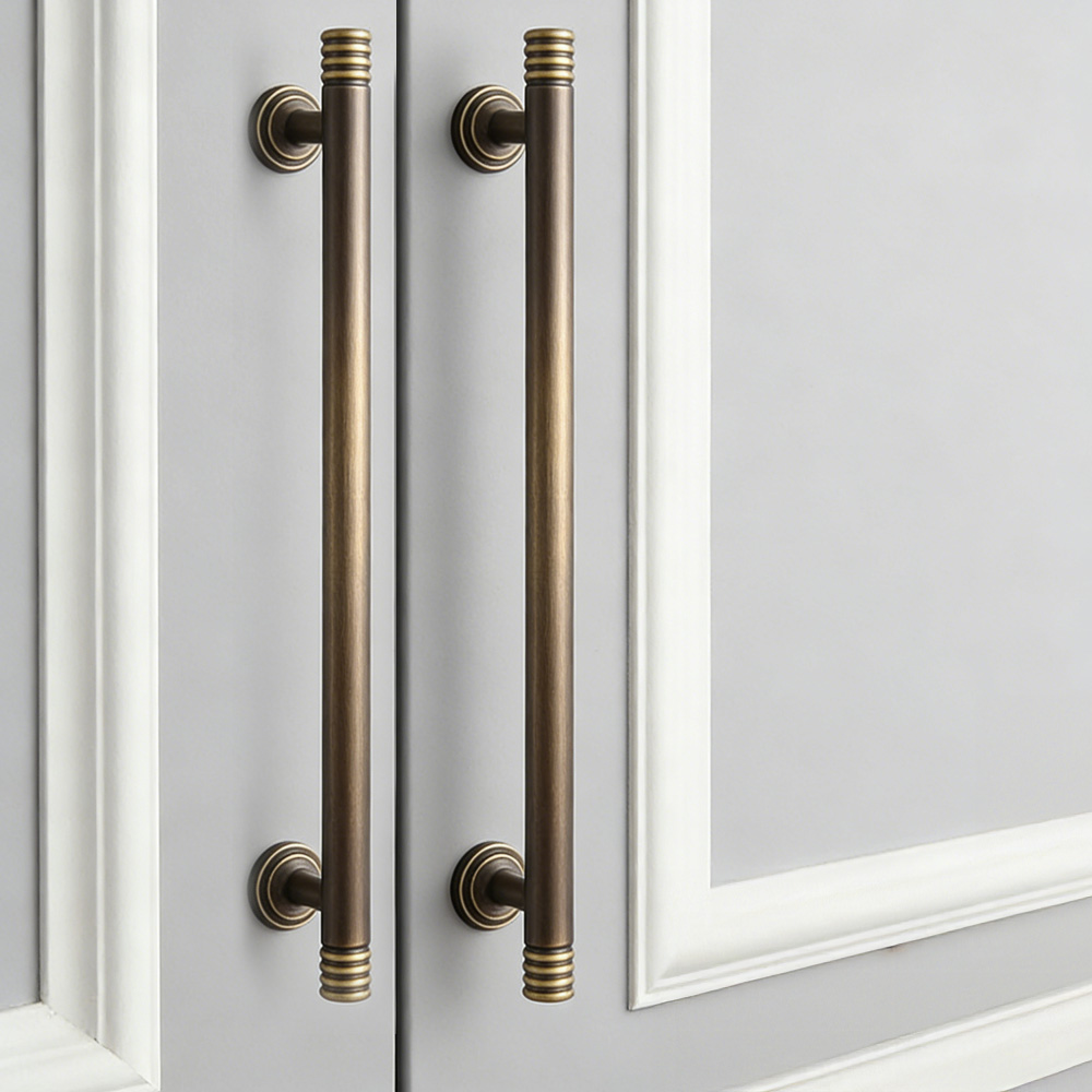 Vintage Elegant Brass Pendant Drawer Pulls