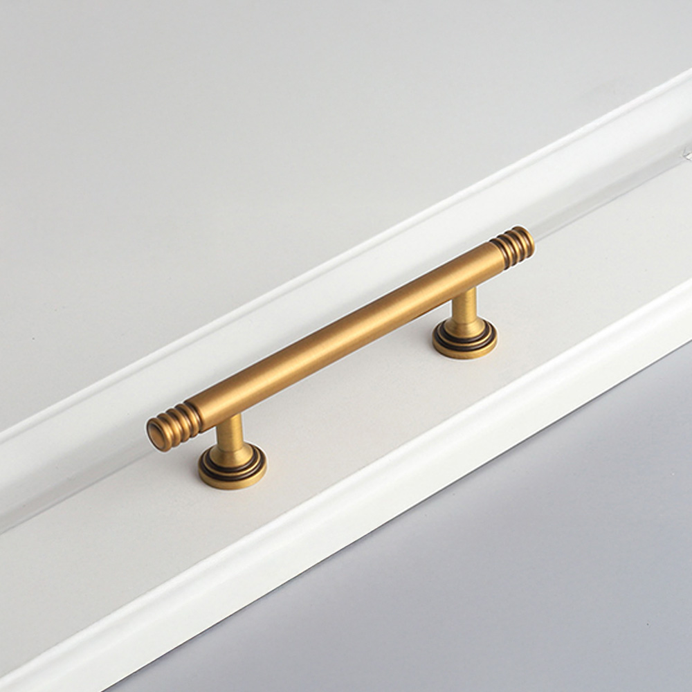 Vintage Elegant Brass Pendant Drawer Pulls
