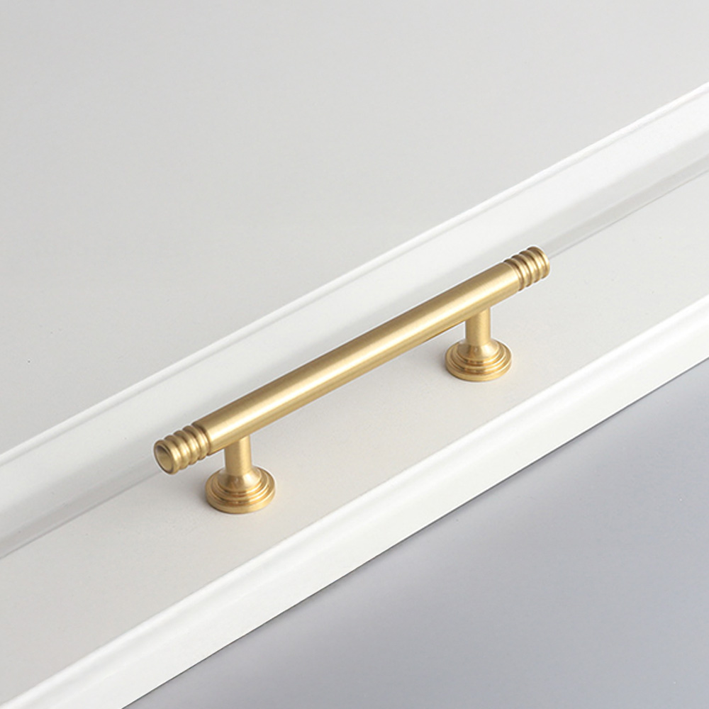 Vintage Elegant Brass Pendant Drawer Pulls