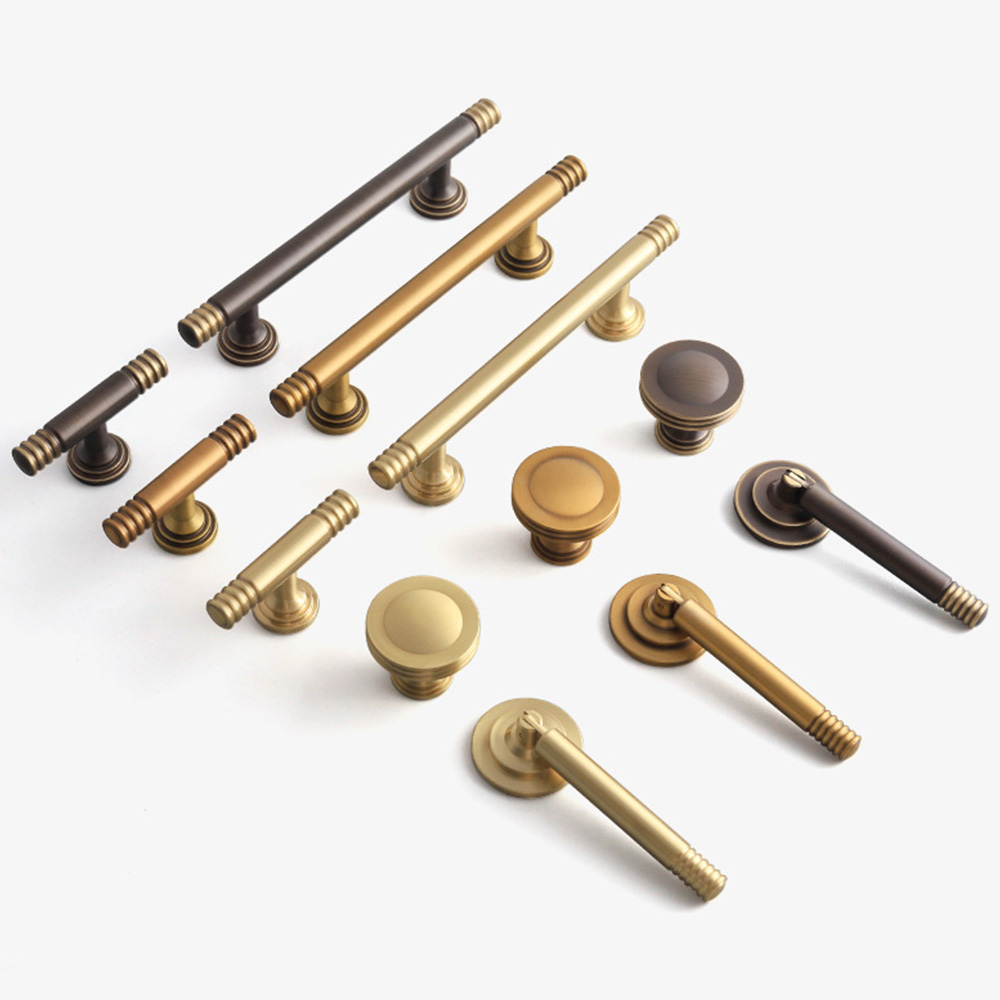 Vintage Elegant Brass Pendant Drawer Pulls
