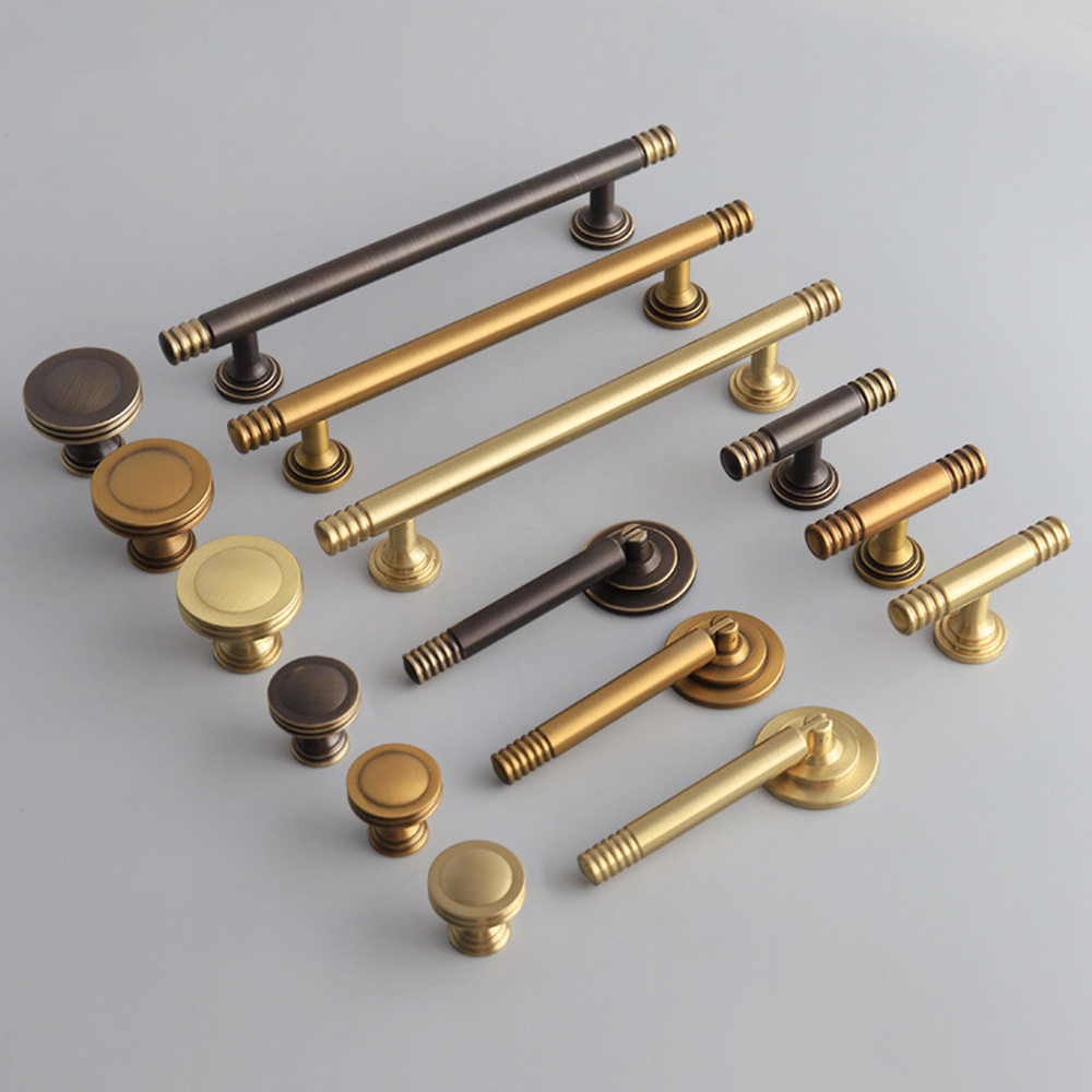 Vintage Elegant Brass Pendant Drawer Pulls