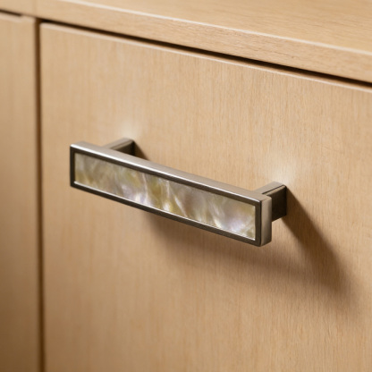 European Luxury Natural White Shell Brass Drawer Pulls