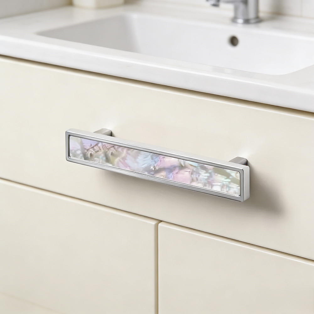European Luxury Natural White Shell Brass Drawer Pulls