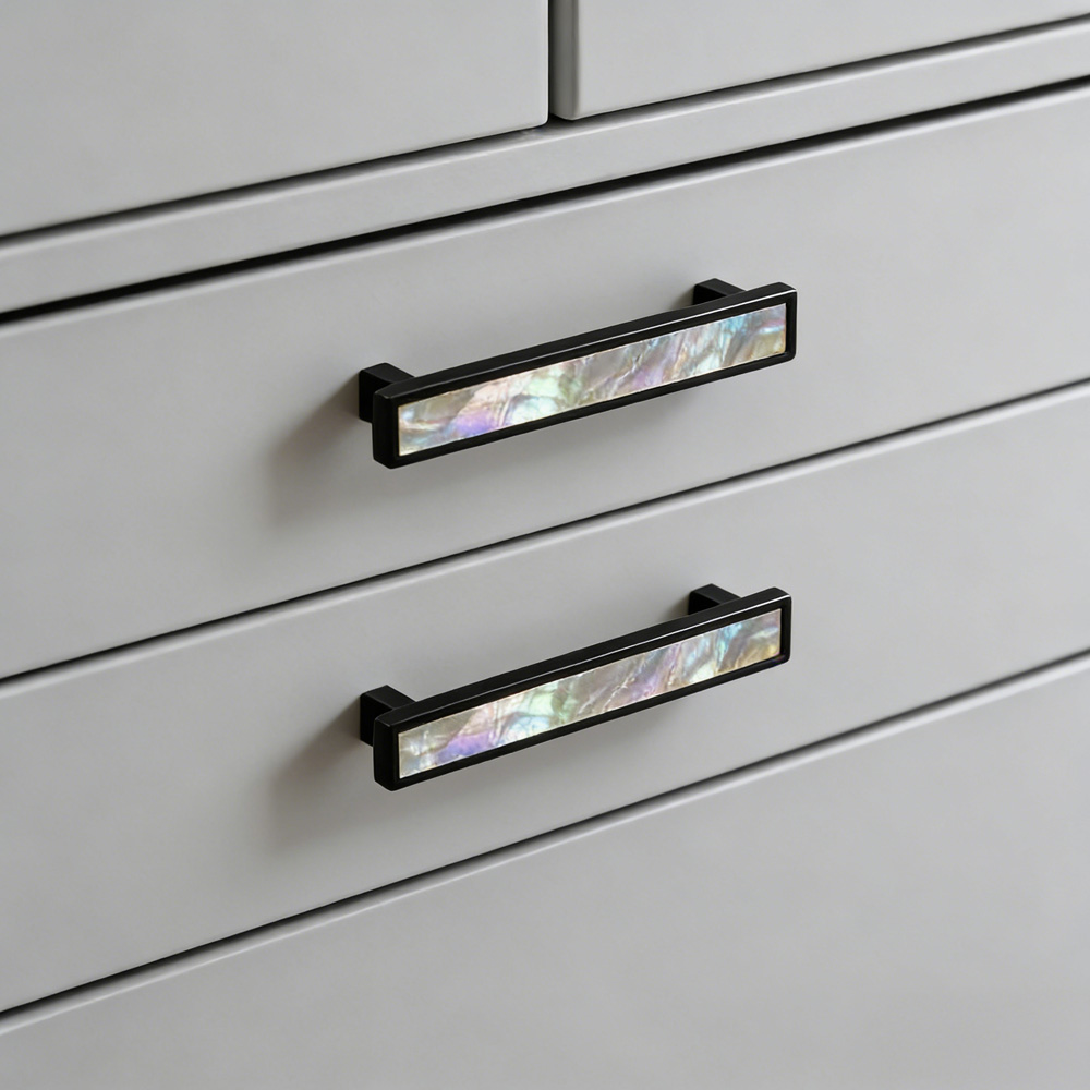 European Luxury Natural White Shell Brass Drawer Pulls