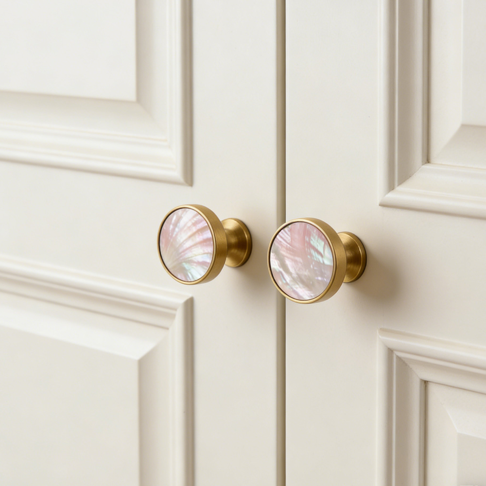 French Brass Natural Shell Drawer Knobs for Cabinets