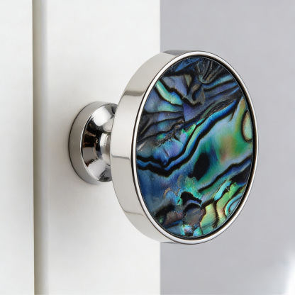 French Brass Natural Shell Drawer Knobs for Cabinets