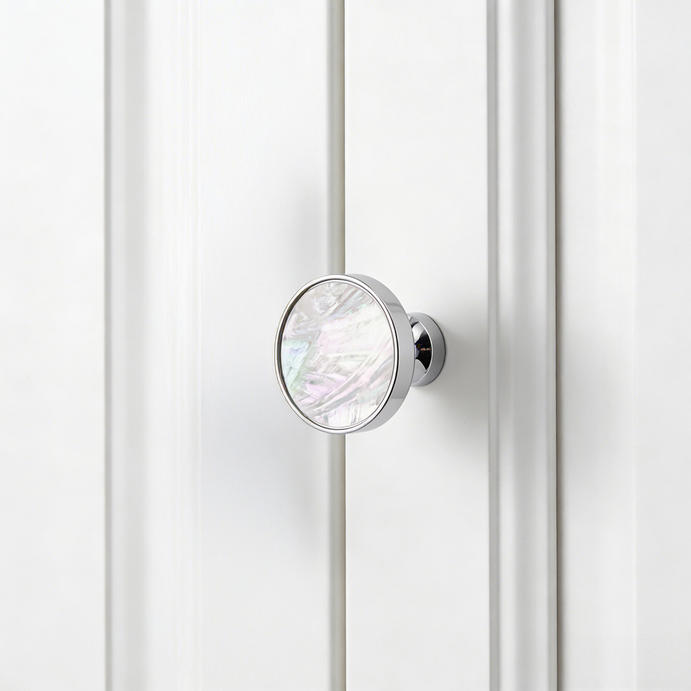 French Brass Natural Shell Drawer Knobs for Cabinets