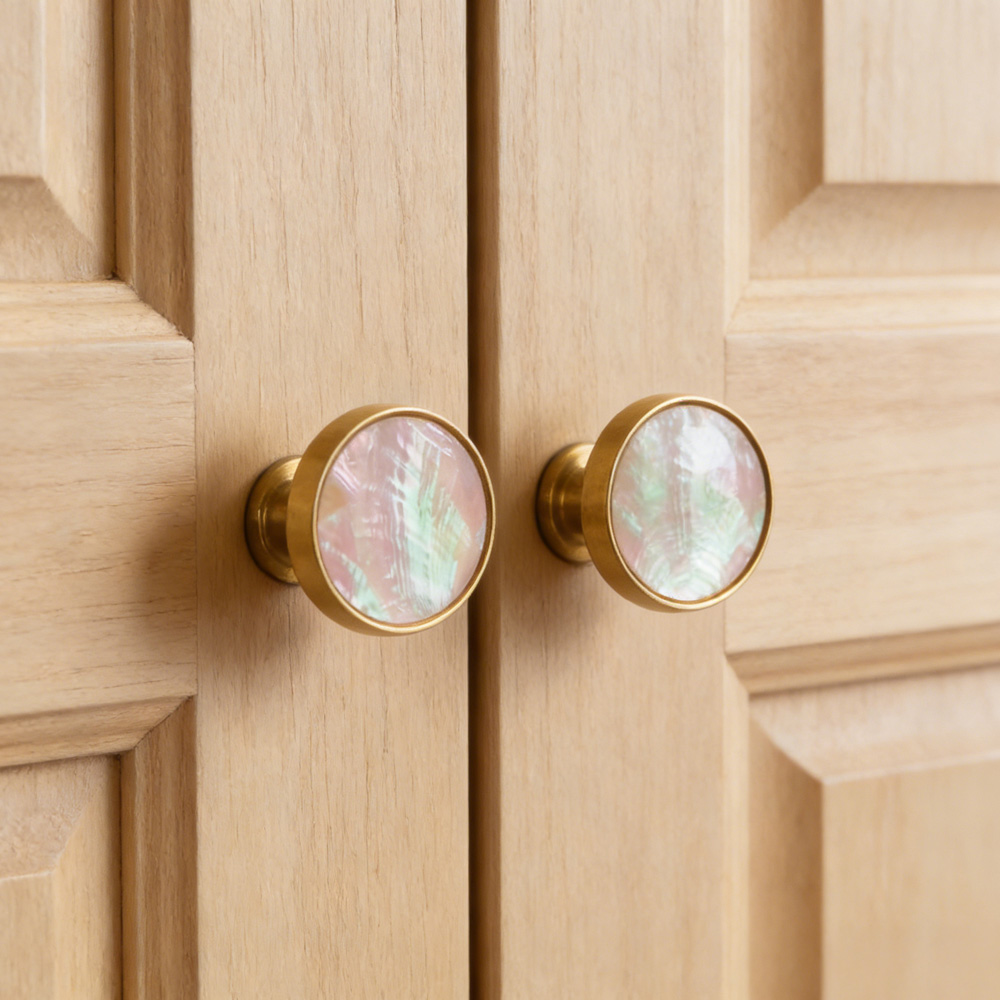 French Brass Natural Shell Drawer Knobs for Cabinets