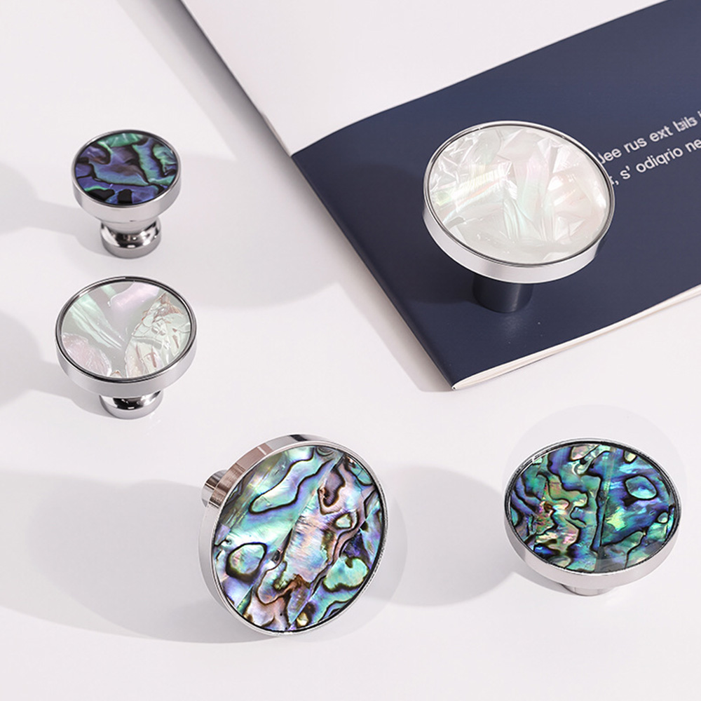 French Brass Natural Shell Drawer Knobs for Cabinets