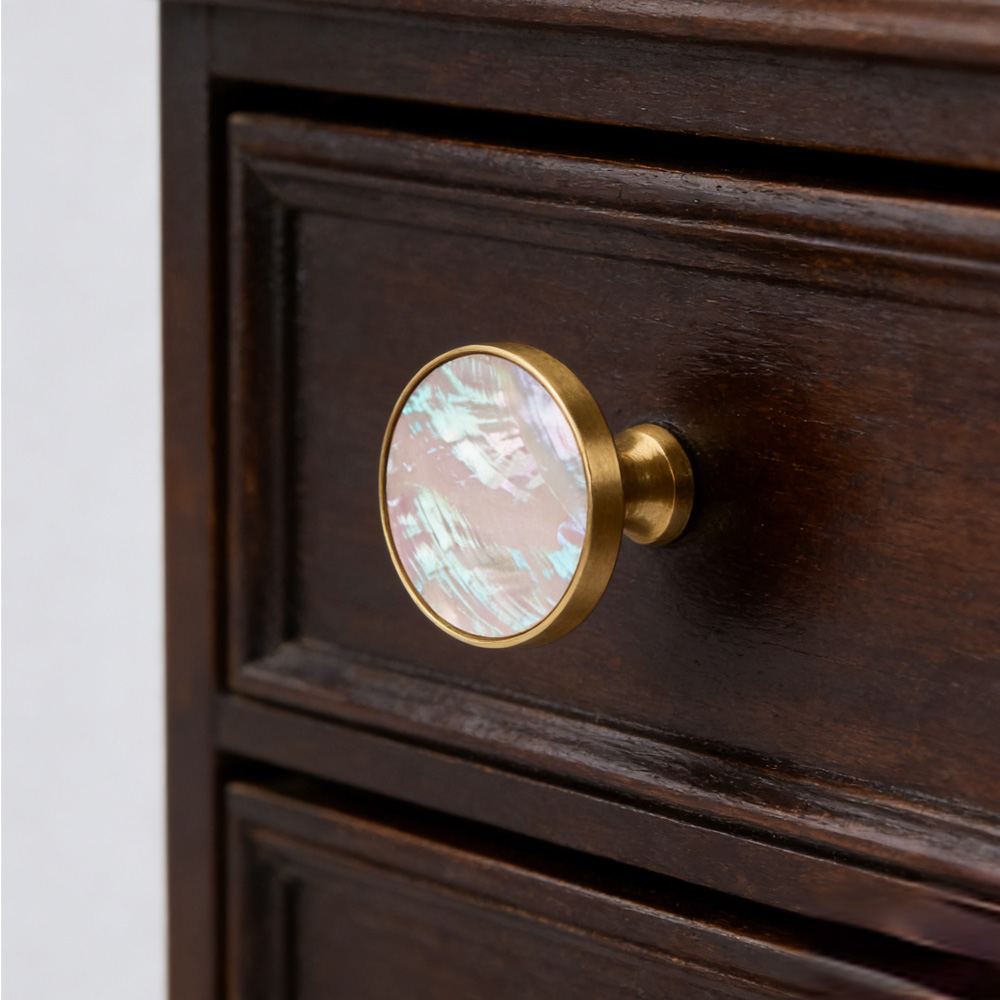 French Brass Natural Shell Drawer Knobs for Cabinets