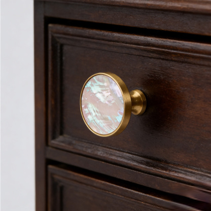 French Brass Natural Shell Drawer Knobs for Cabinets