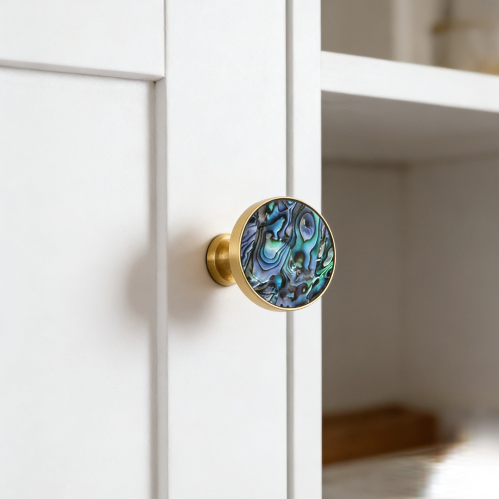 French Brass Natural Shell Drawer Knobs for Cabinets