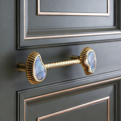 French Creative Shell Brass Cabinet Pulls 