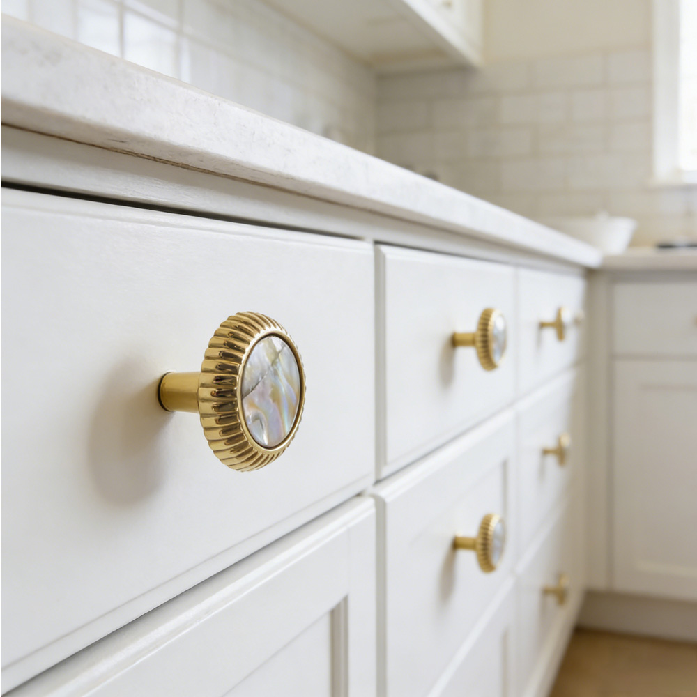 French Creative Shell Brass Cabinet Pulls 