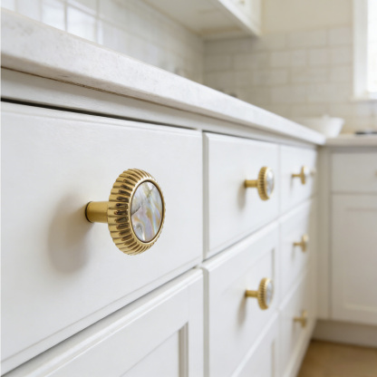 French Creative Shell Brass Cabinet Pulls 