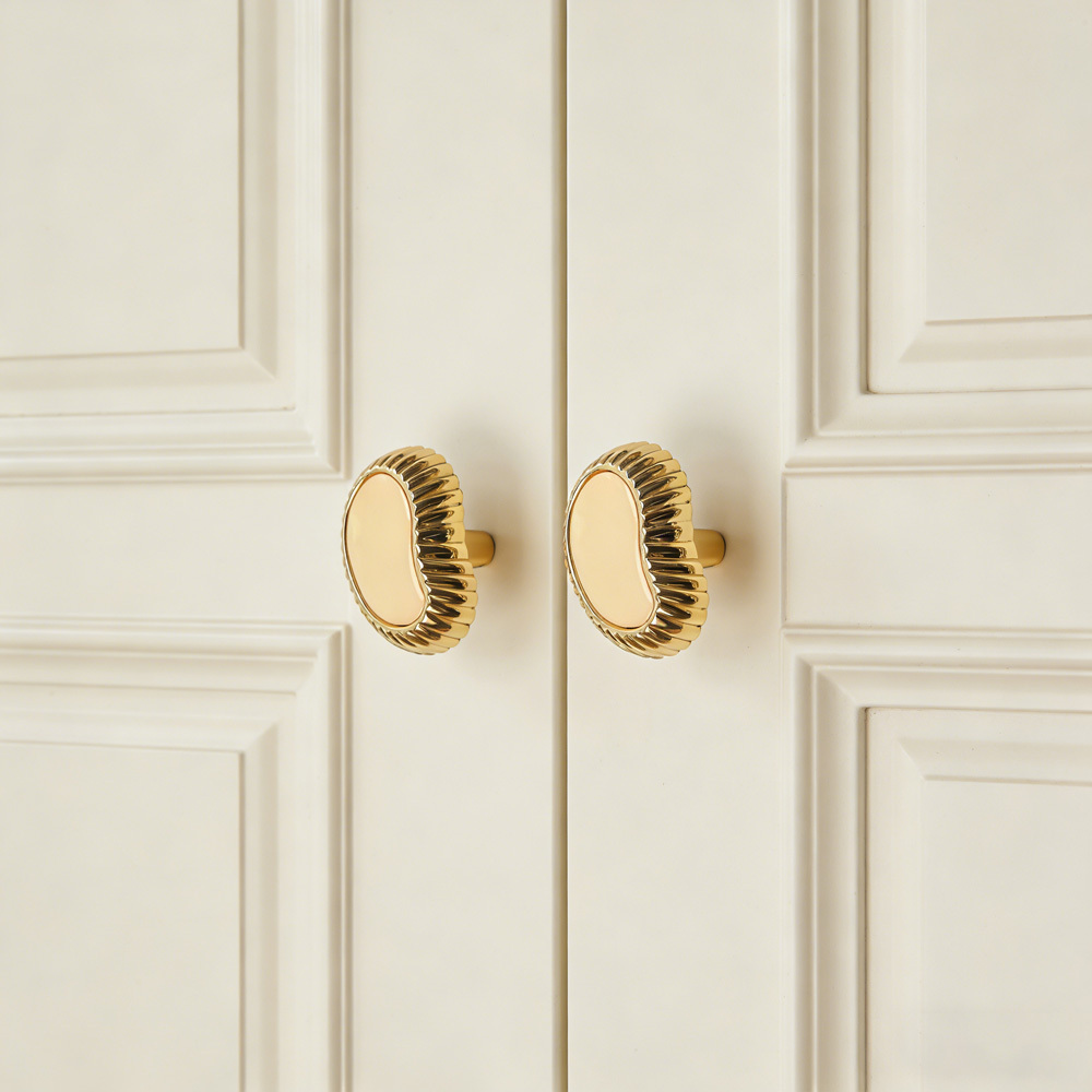 French Creative Shell Brass Cabinet Pulls 