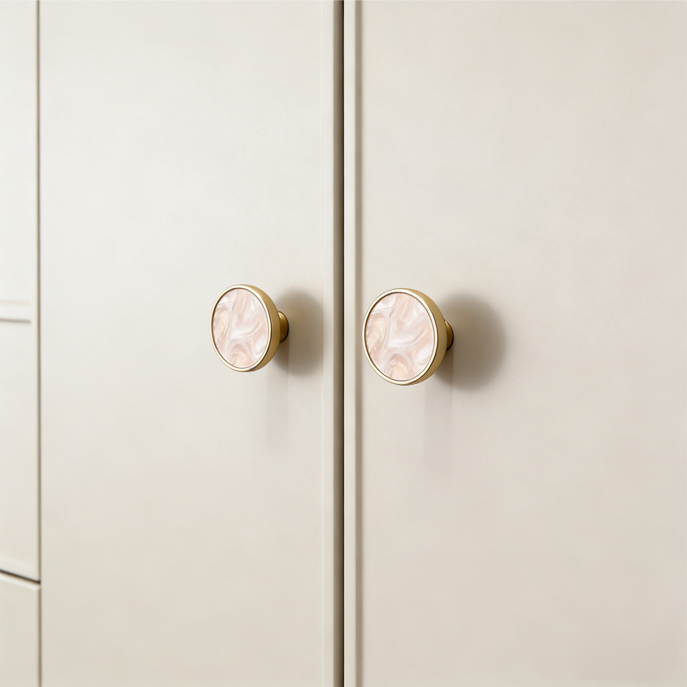 Luxury Unique Colorful Marble Shell Cabinet Handles for Children’s Room