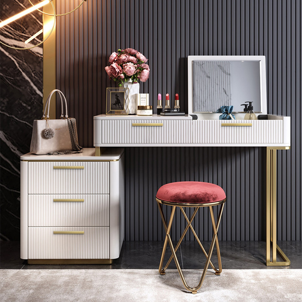 Modern Minimalist Brass Drawer Pulls for Cabinets