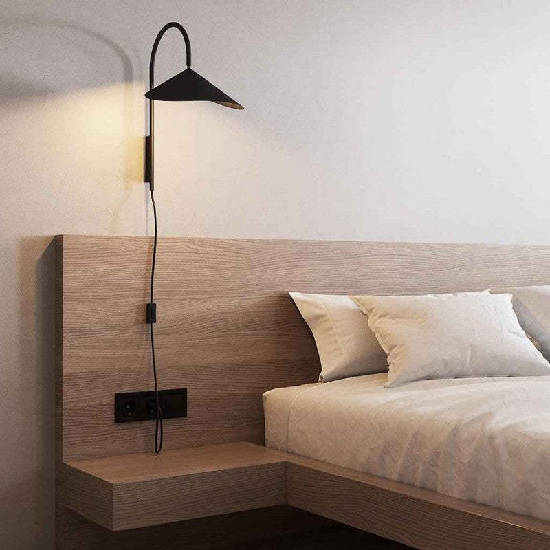 Modern Arum Creative Bedside Wall Lamp -Homdiy