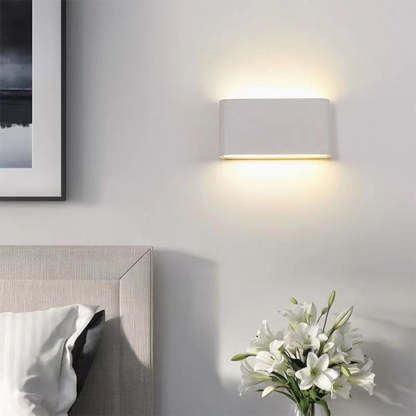 Modern Waterproof Aluminum Up Down Outdoor Wall Light
