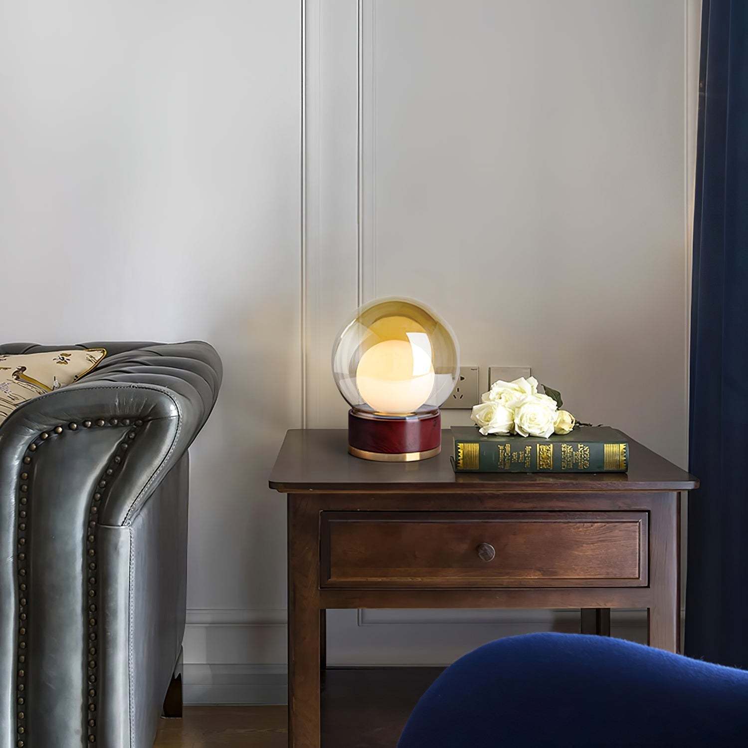 Modern Rigel Round Glass Table Light -Homdiy