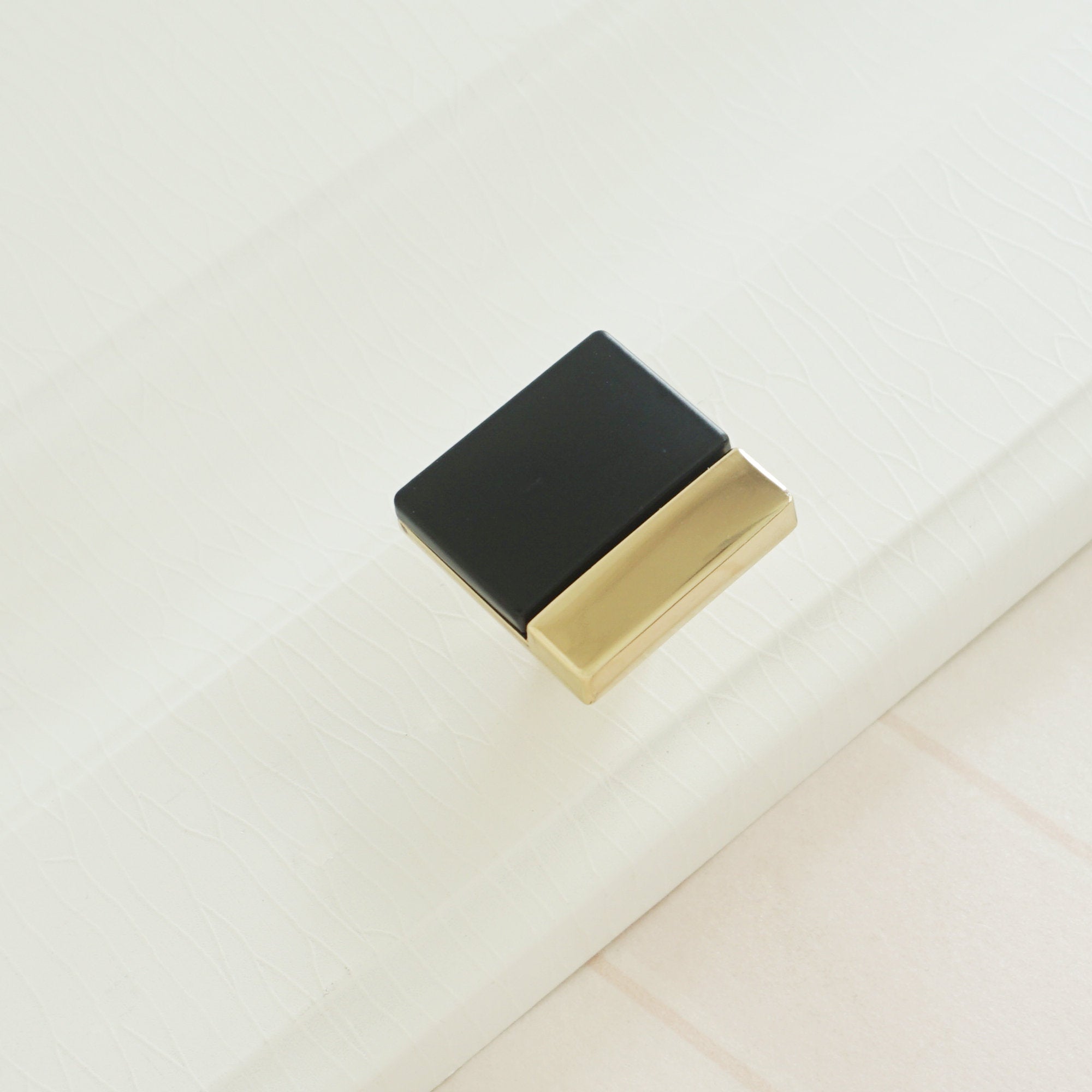 Zinc Alloy Modern Gold Black Chrome Kitchen Handles