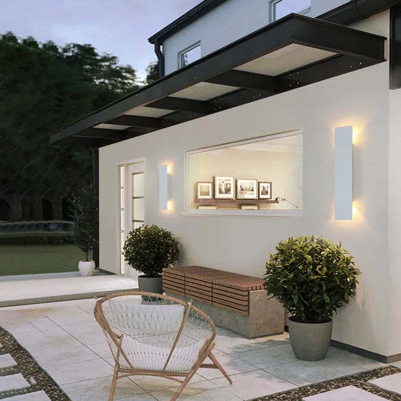 Modern Black Aluminum IP65 LED Wall Light